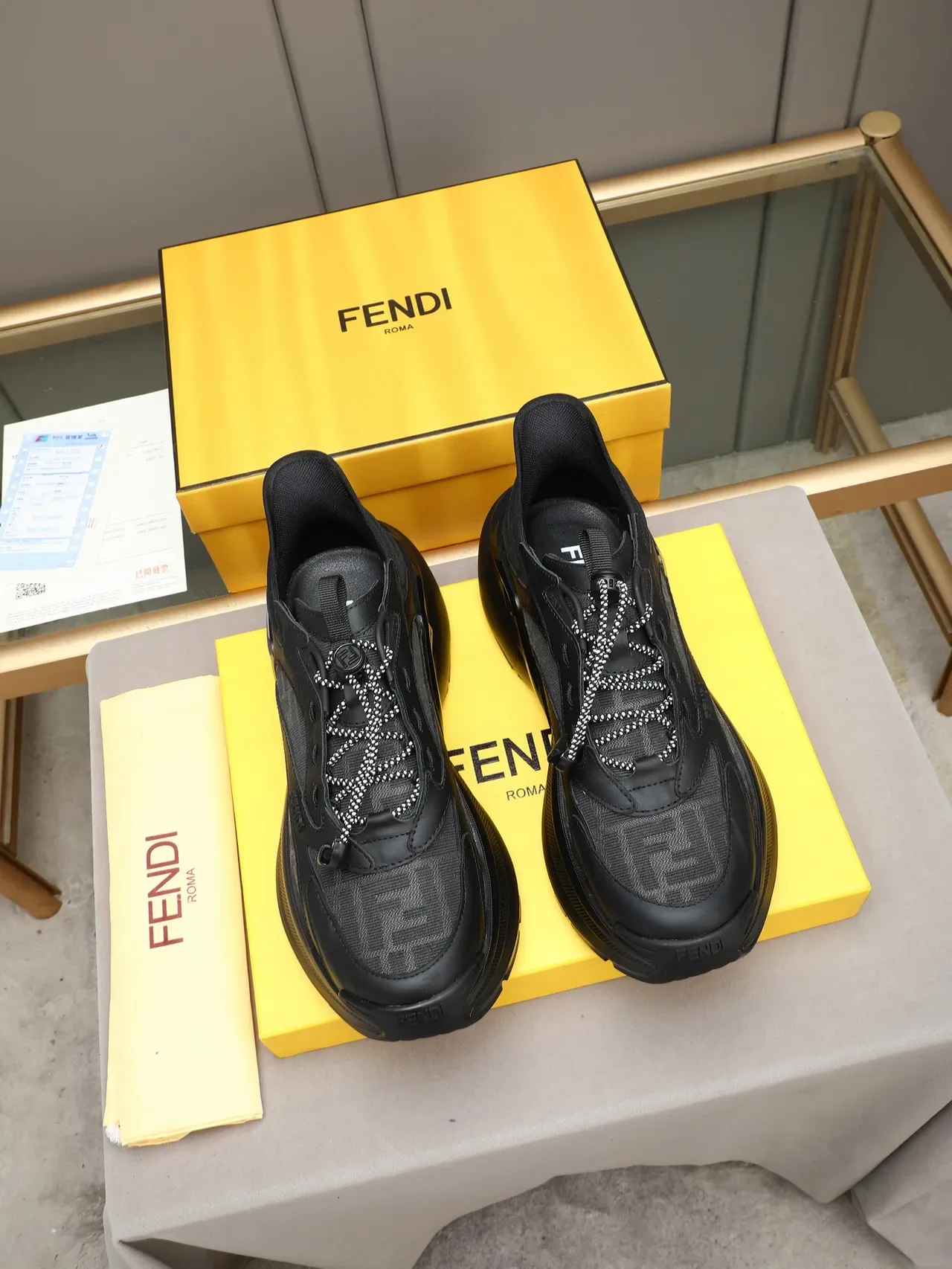 Fendi Tênis Chunky Pretos Malla Monogrammed Sculpted Layered Sole 2
