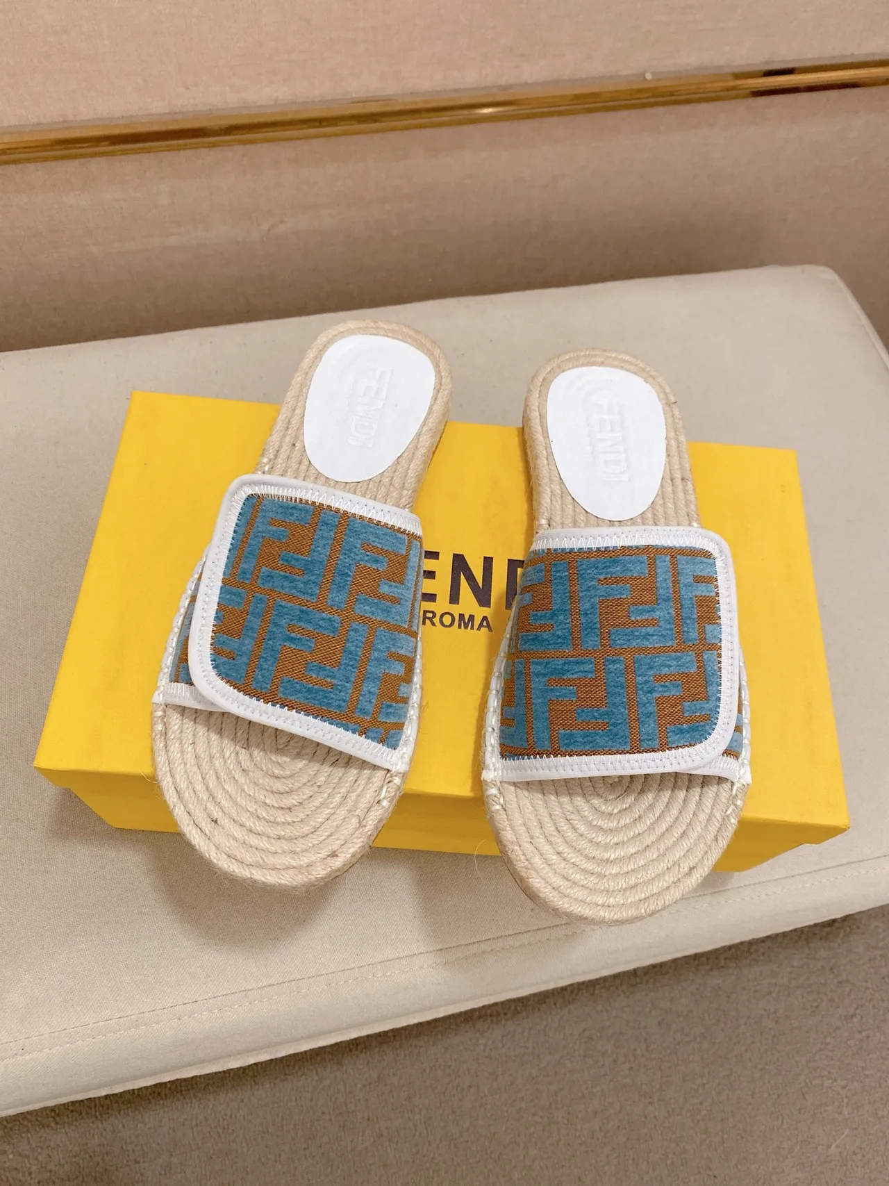 Fendi FF Logo Espadrilles Glissantes 5