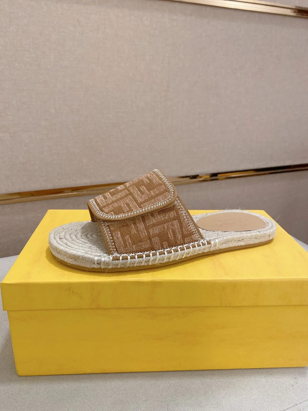 Fendi FF Logo Espadrilles Glissantes 13