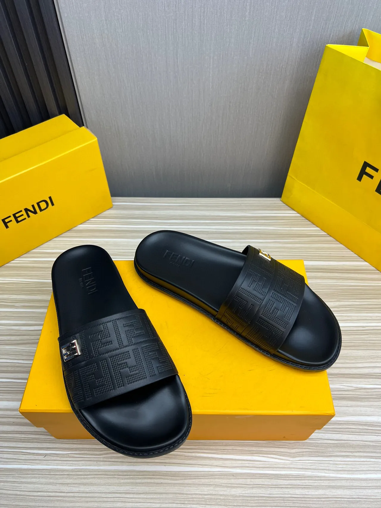 Fendi FF Logo Slide Black Rubber Slippers 4