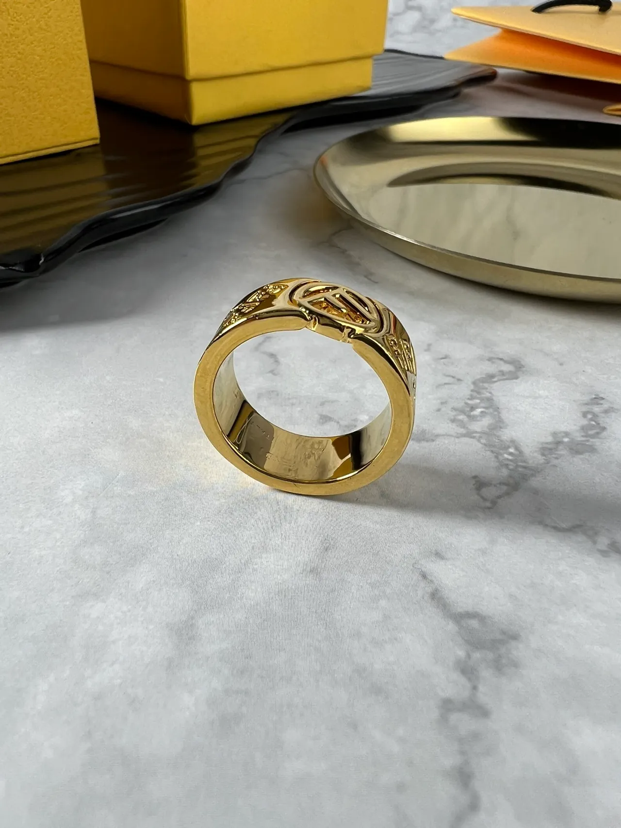 Fendi FF Logo Bande Large Doré Bague 6