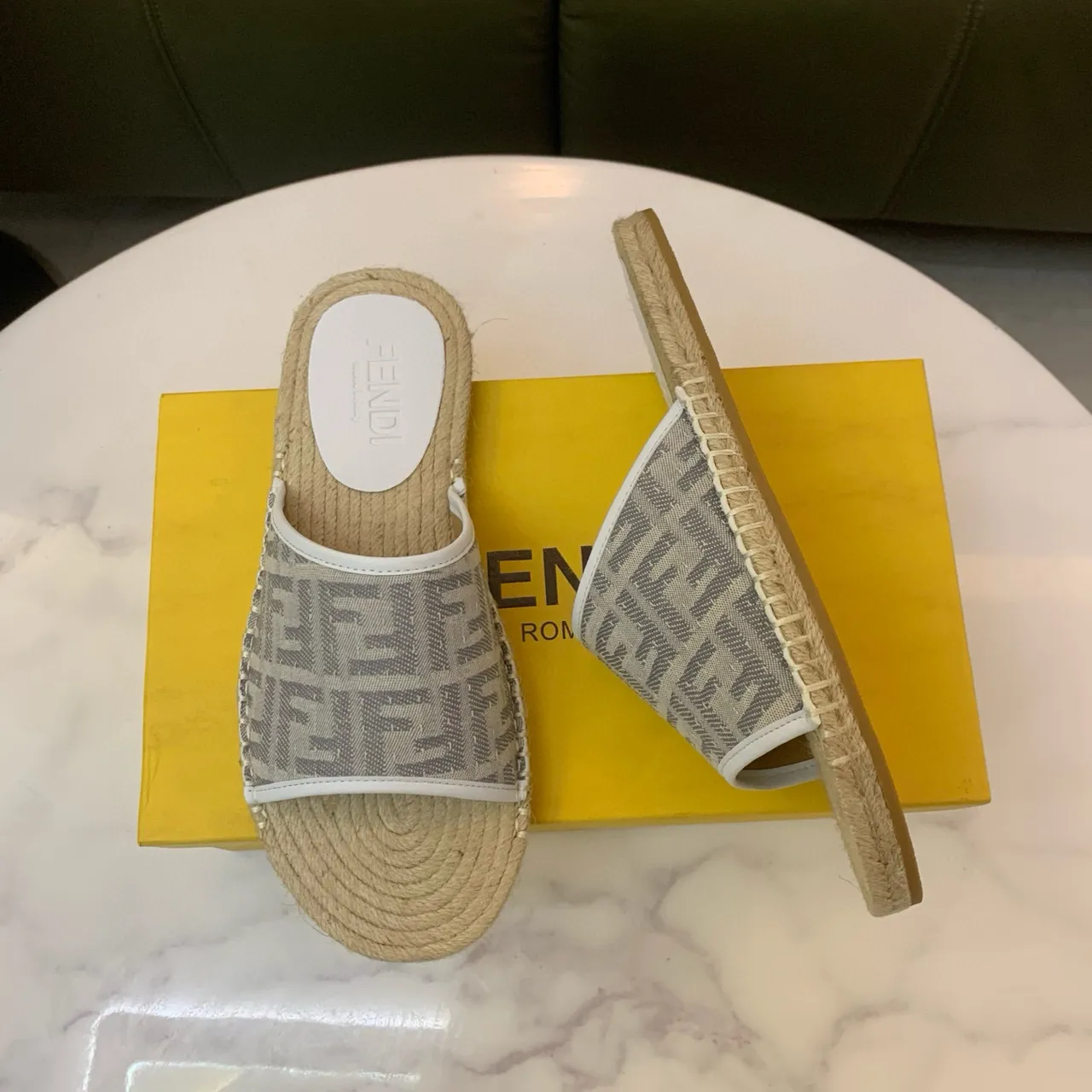 Fendi FF Monogram Beige Gris Toile Bride Enveloppée Jute Semelle Espadrille Pantoufles 4
