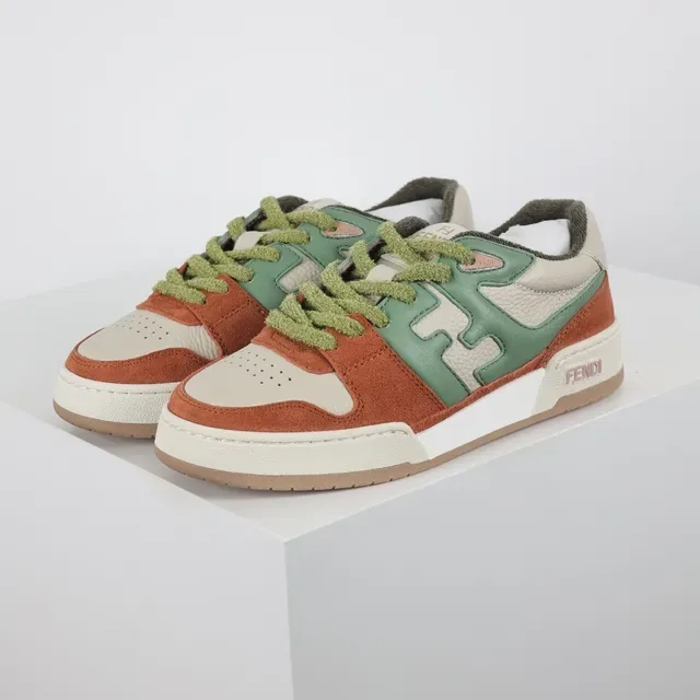 Fendi FF Motif Terracotta e Sage Green tênis lifestyle 2