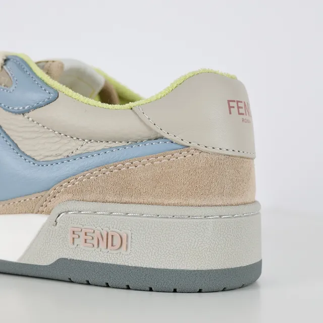 Fendi FF Sneaker Beige Bleu Baskets Multicouche Daim Et Cuir Partie Supérieure Motif Bold Overlay 4