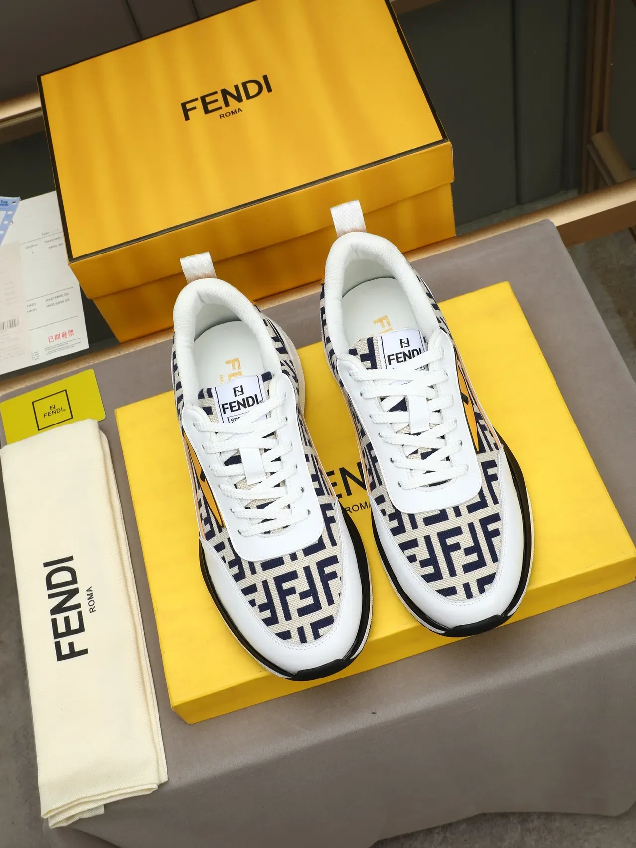Fendi Monster Sneaker Blanc Marine Jaune FF Monogram Lifestyle Sneakers 2