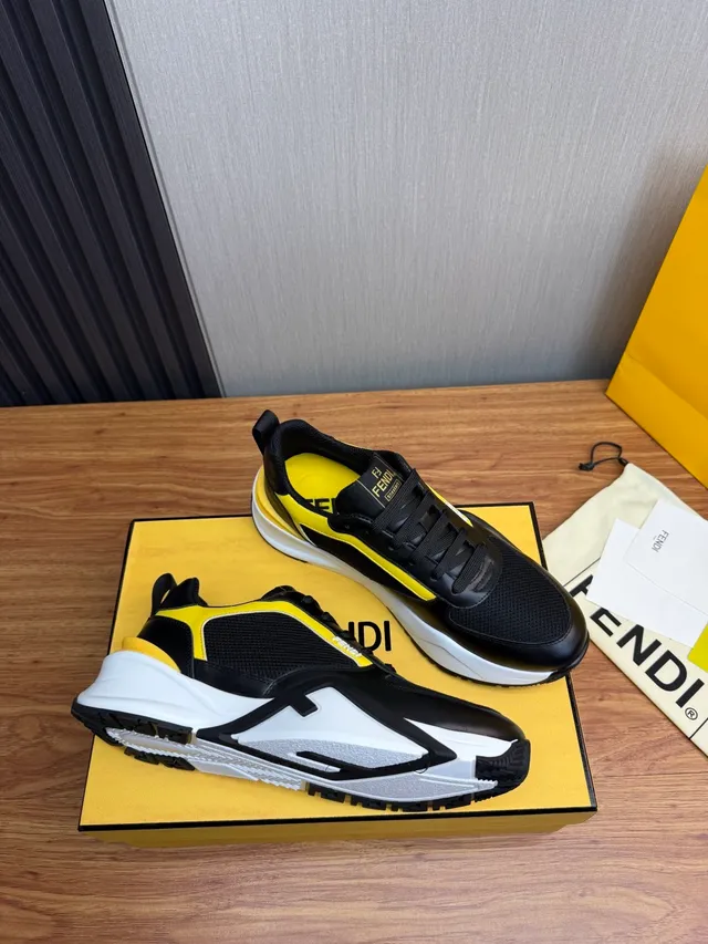 Fendi Runner أحذية رياضية سوداء وصفراء سميكة 5