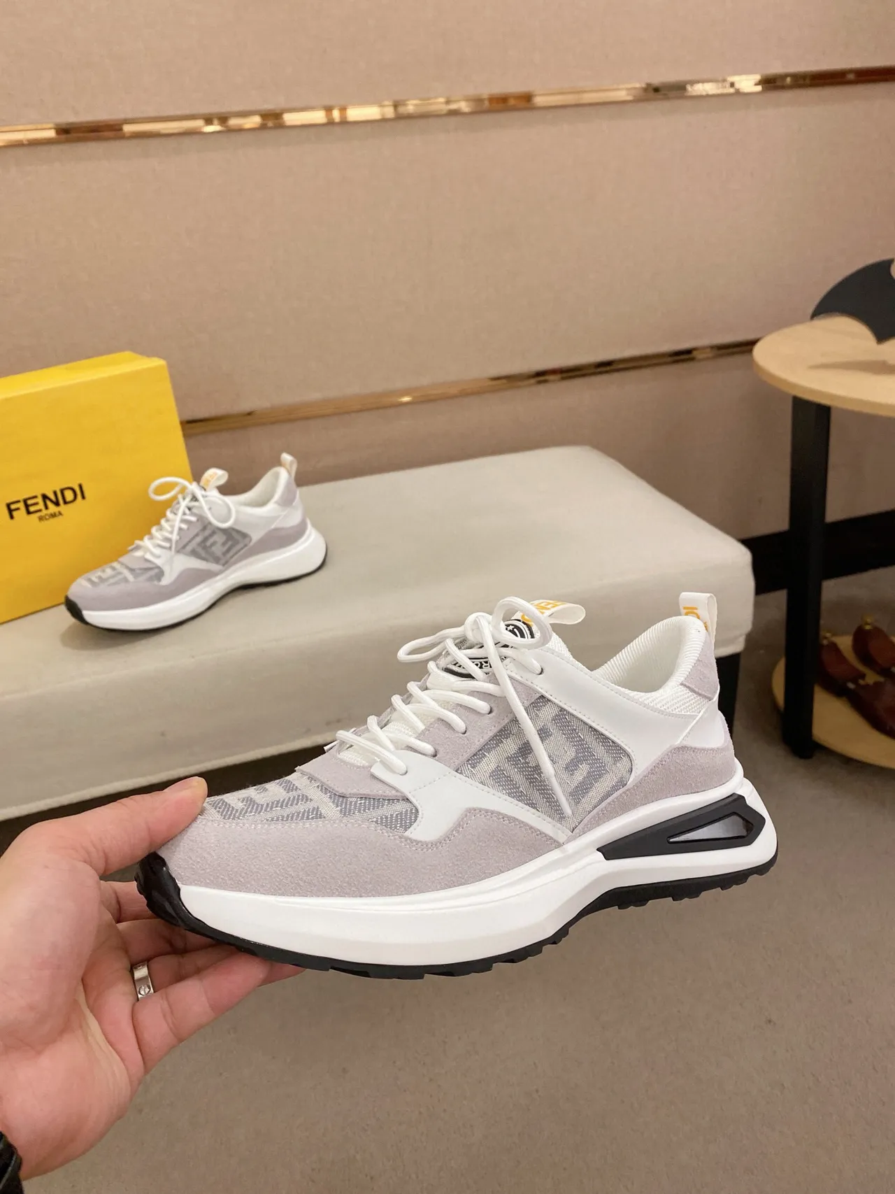 Fendi Track Trainer Tênis Cinza Monograma Chunky 3