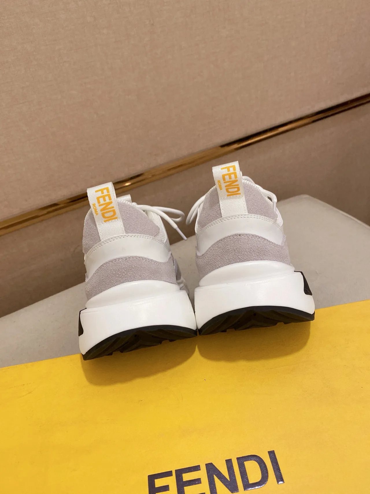 Fendi Track Trainer Tênis Cinza Monograma Chunky 8