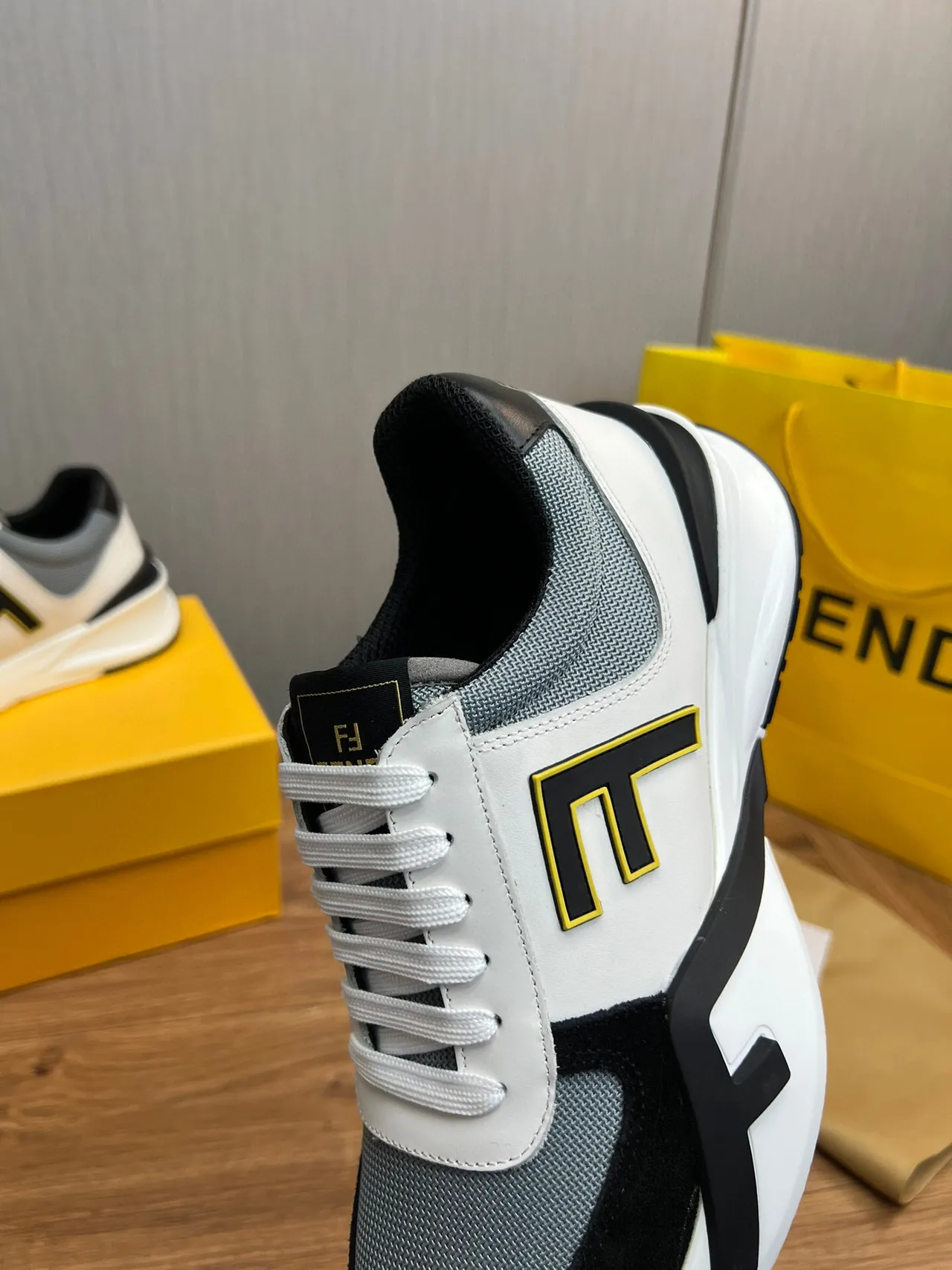 Fendi White Black Sculpted Sole Mixed-Material Upper Chunky Sneakers 8
