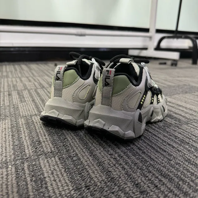 Fila Disruptor Gray Black Sole Hybrid Lace-and-Strap Closure Chunky Sneakers 9