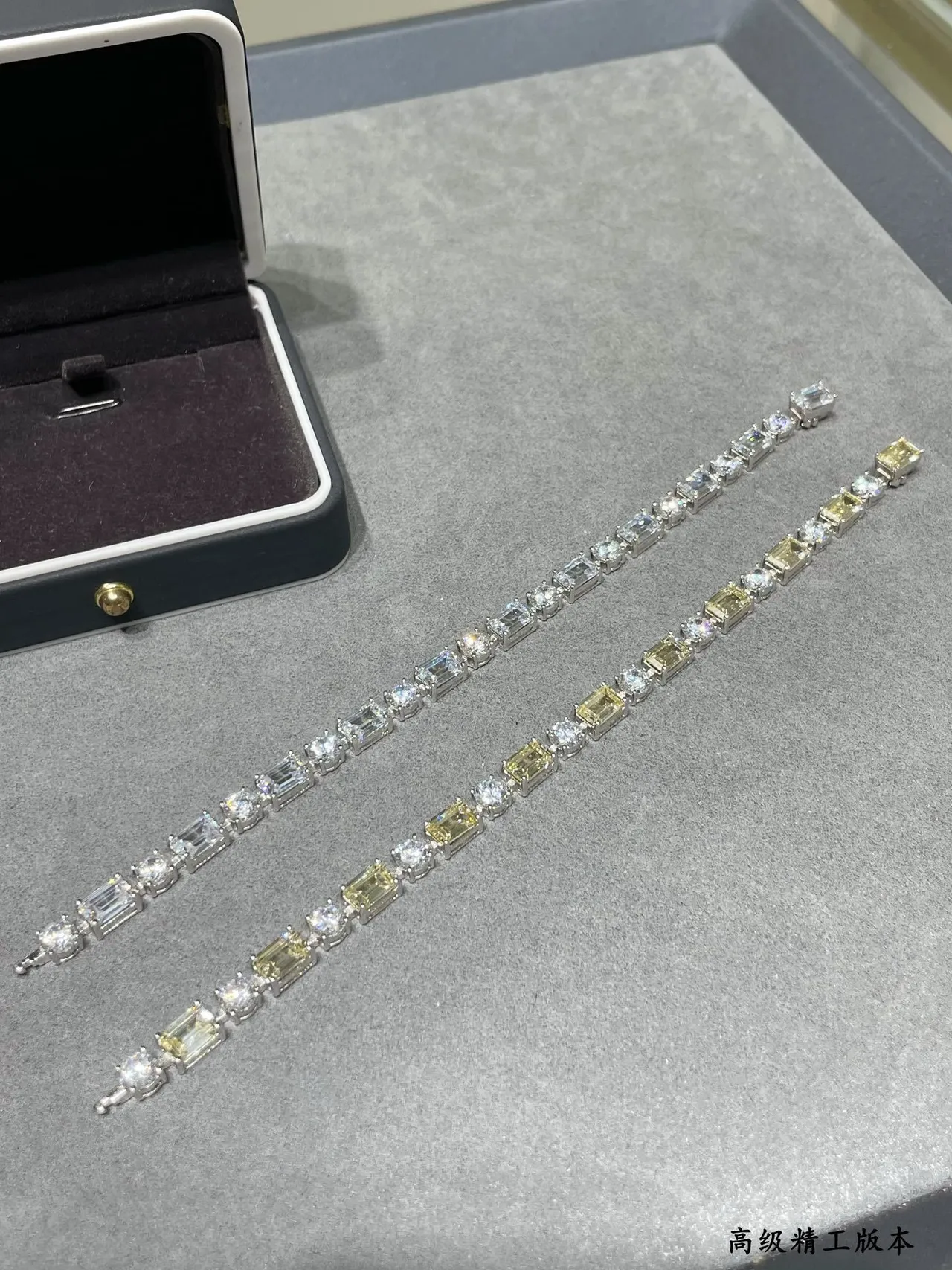 Alternating Yellow and Clear Gemstone Link Bracelet 3