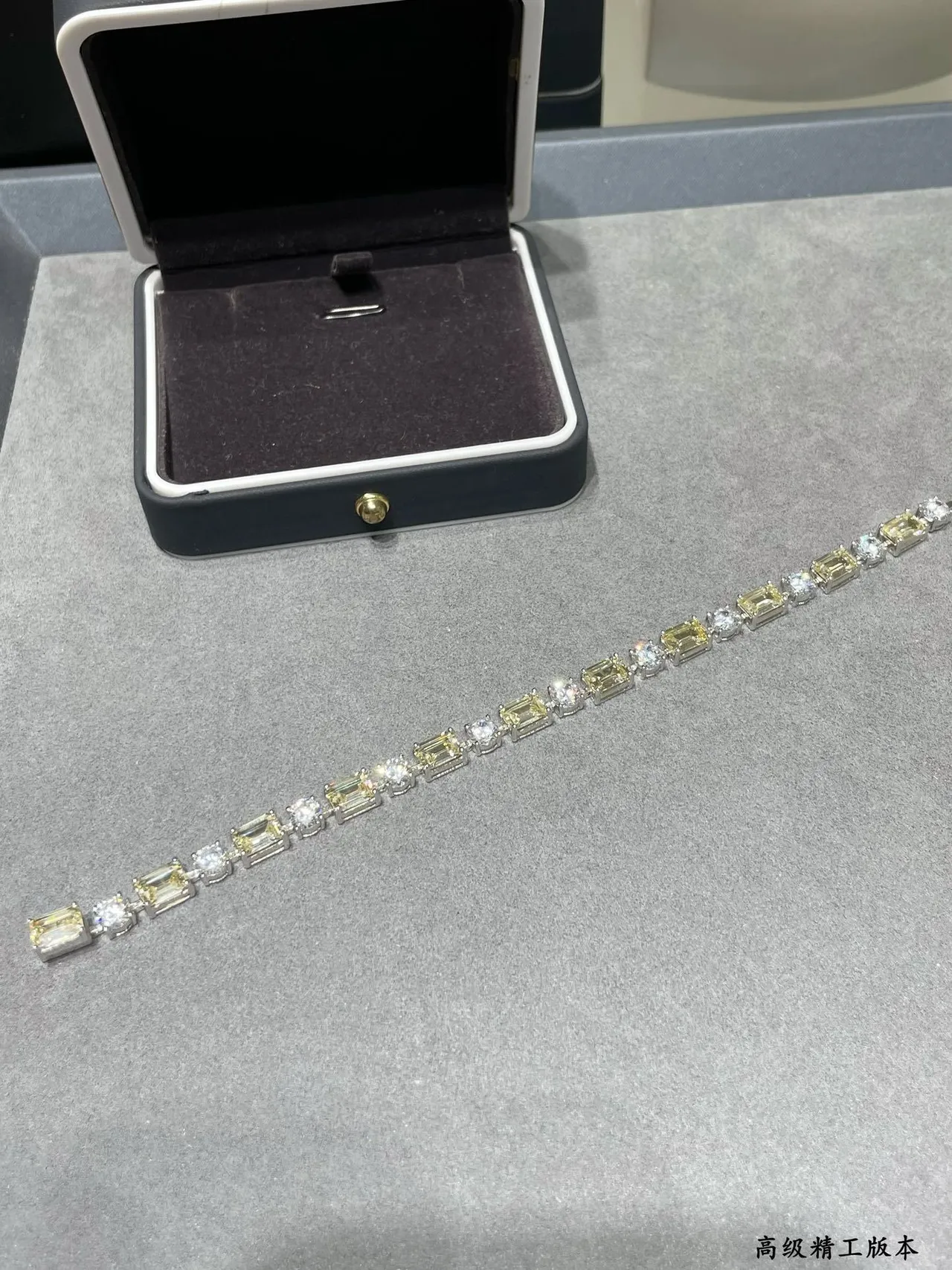 Alternating Yellow and Clear Gemstone Link Bracelet 7