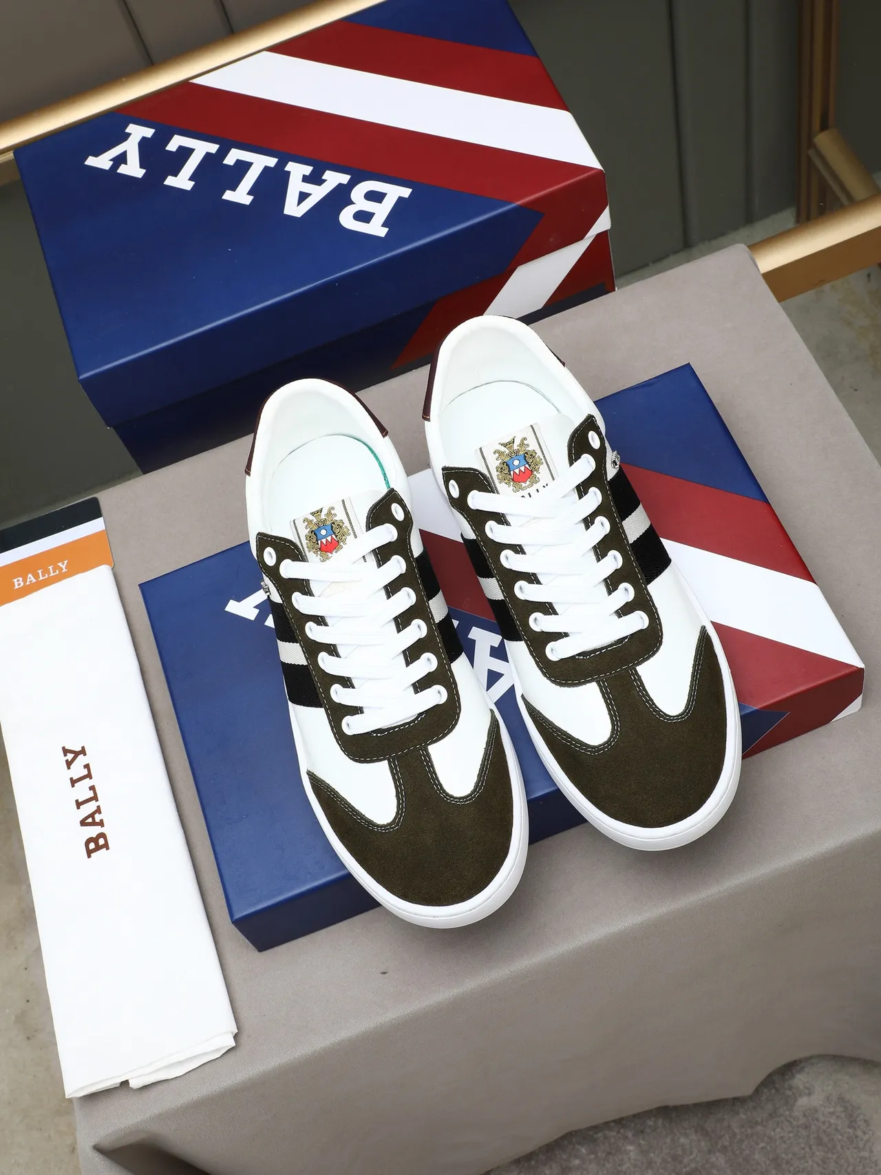 Bally Lifestyle Sneaker White Army Green Court-Inspired Striped Side Panel Lifestyle Sneakers 2