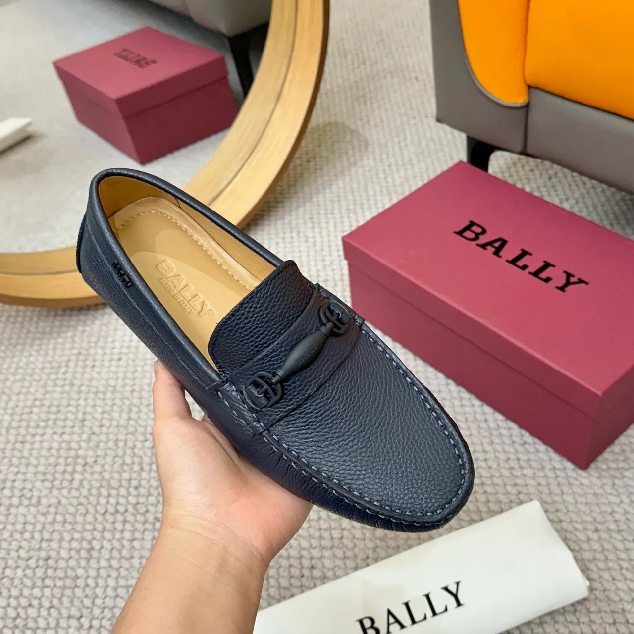 Bally Loafer Navy Beige Pebbled Leather Horsebit Buckle Loafer 7