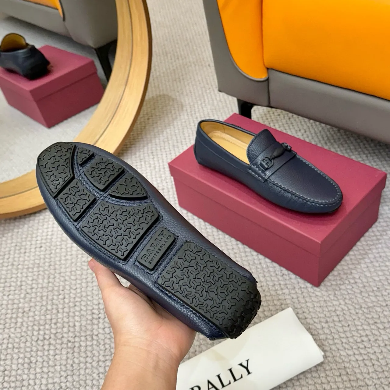 Bally Loafer Navy Beige Pebbled Leather Horsebit Buckle Loafer 8