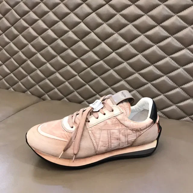 Beige and Black Mixed-Material Retro Runner Sneaker 5