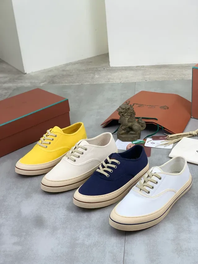 Beige Brown Low-Top Upper Canvas Shoes 2