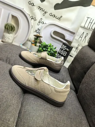 Beige Brown T-Strap Buckle Closure Perforated Side Panels Mary Jane Shoes 7