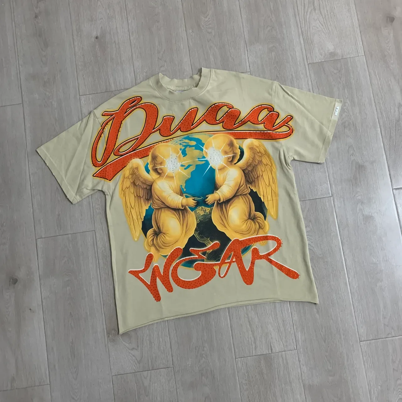 Beige Graphic-Print Crew-Neck Pocket T-Shirt 5