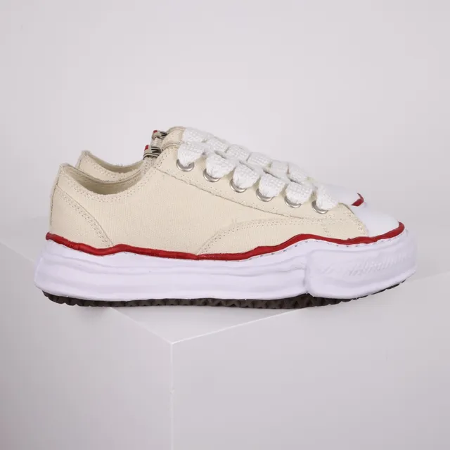 Beige Red Low-Top Upper Canvas Shoes 3