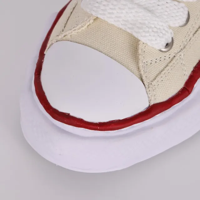 Beige Red Low-Top Upper Canvas Shoes 5