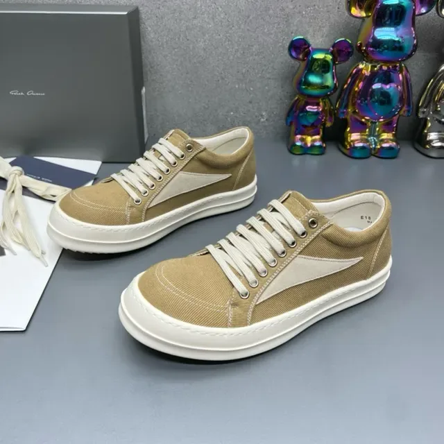 Beige White Canvas Upper V-Shaped Contrast Panel Lifestyle Sneakers 6