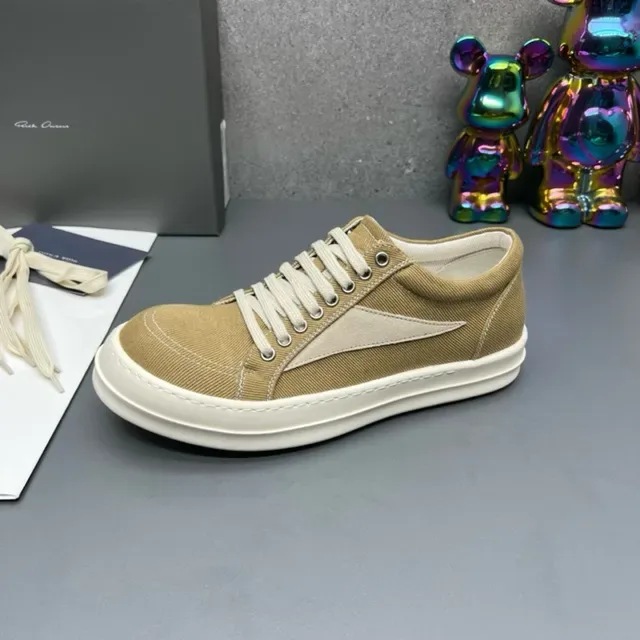 Beige White Canvas Upper V-Shaped Contrast Panel Lifestyle Sneakers 9