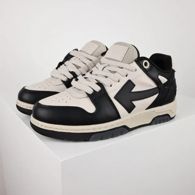 Black and Cream Arrow-Logo Lifestyle Sneakers 2