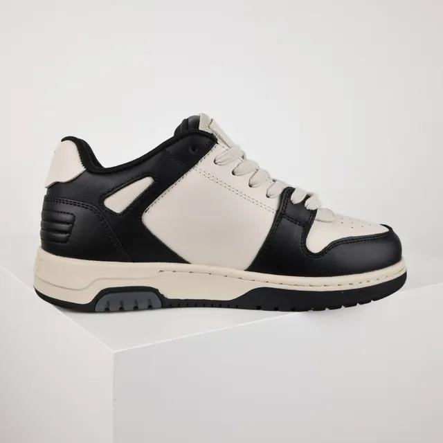 Black and Cream Arrow-Logo Lifestyle Sneakers 7