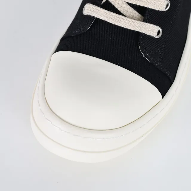 Black and Cream Canvas High-Top Platform Lifestyle Sneakers 5