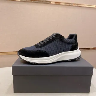 Sneaker Lifestyle de Material Mixto Negro y Blanco