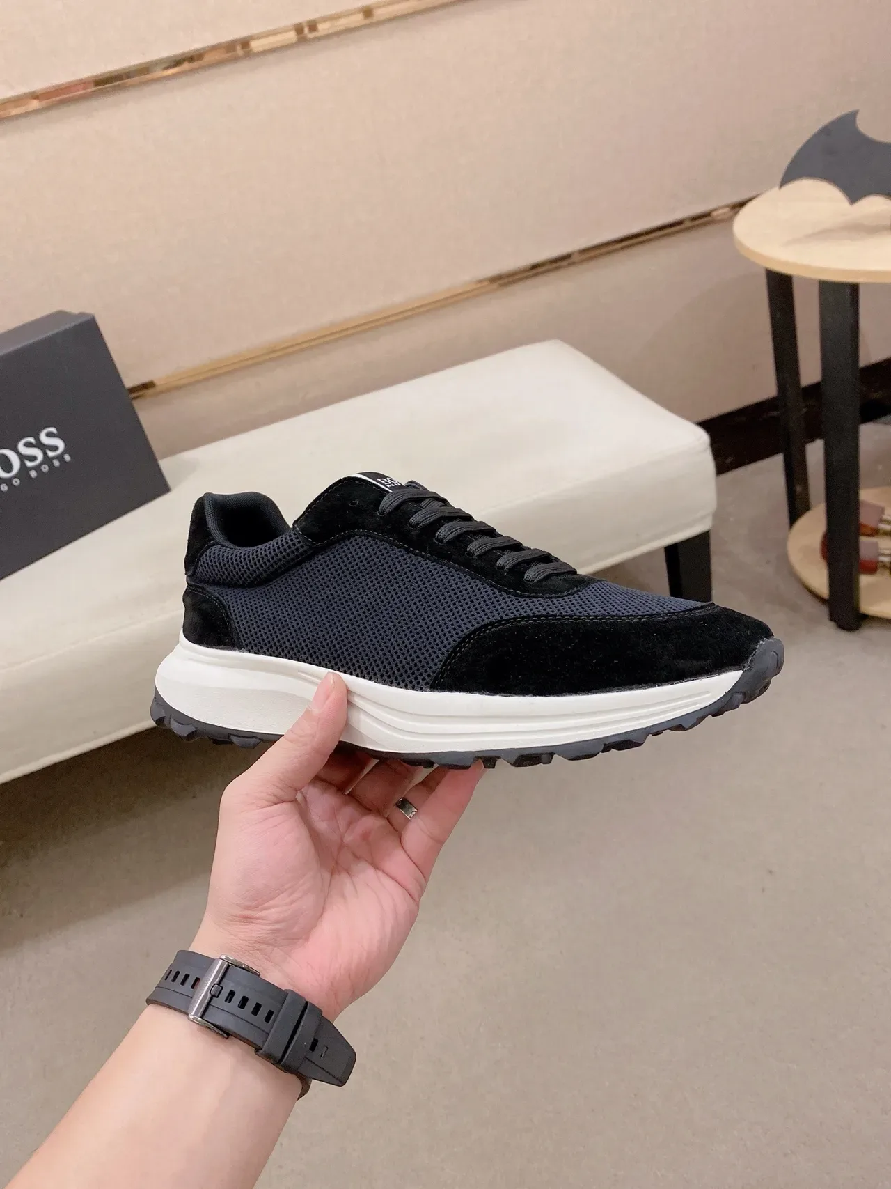 Black and White Mixed-Material Lifestyle Sneaker 4
