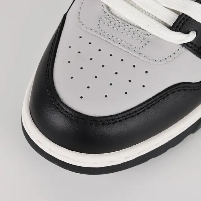 Black and White Two-Tone Low-Top Lifestyle Sneakers 5