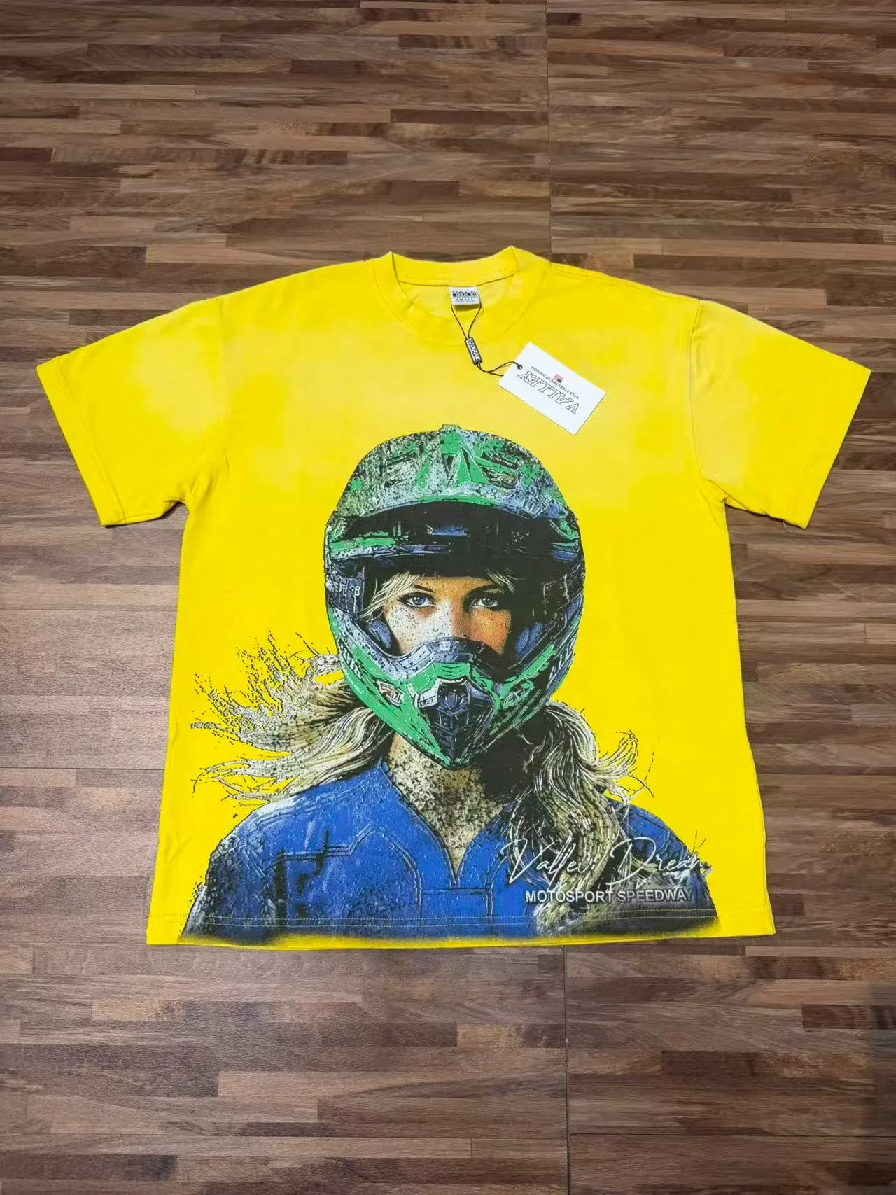 Black and Yellow Graphic Print Motorsport Helmet T-Shirt 14