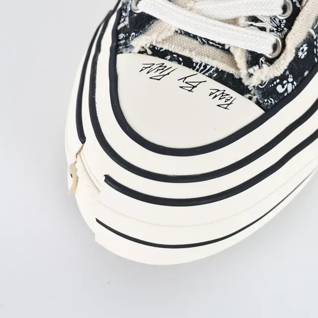 Black Beige Bandana-Print Canvas Upper Frayed Collar Detail Sneakers 5