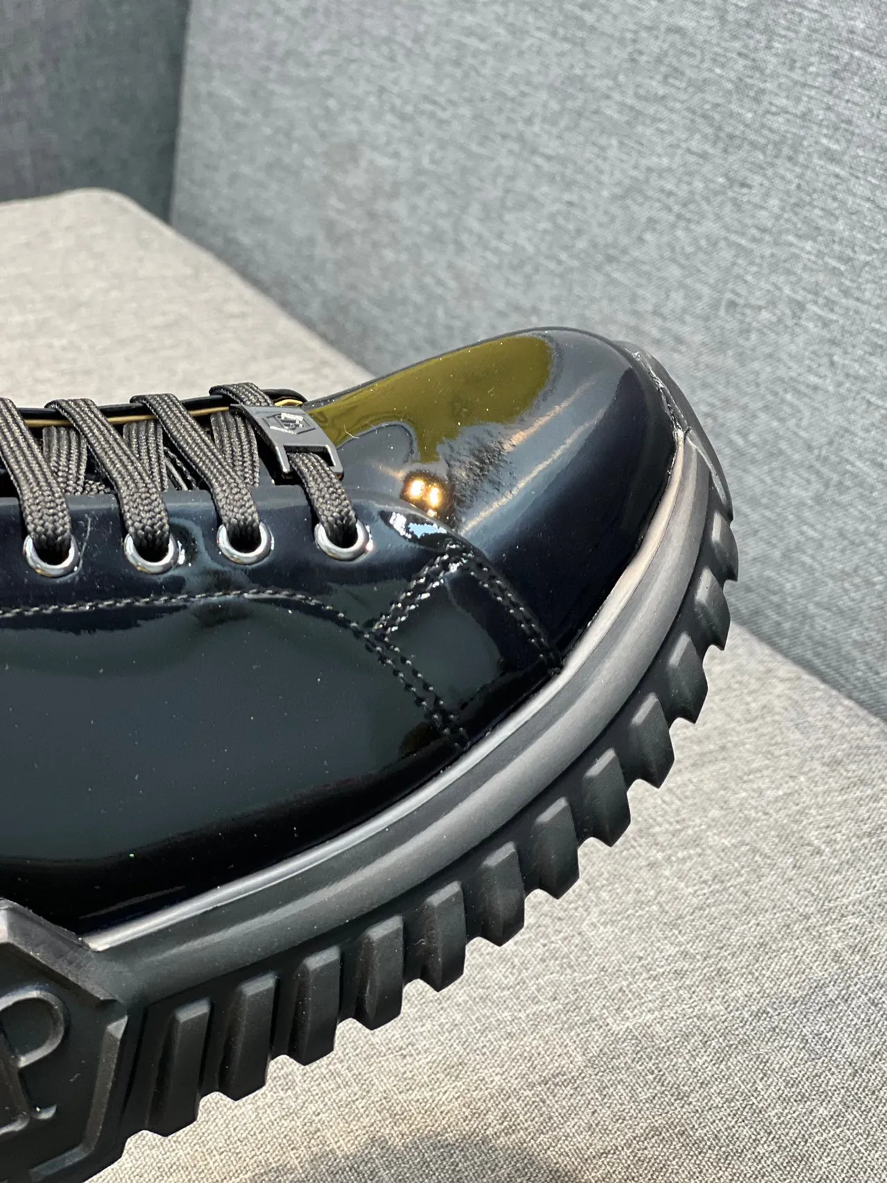 Black Beige Glossy Patent Upper Ridged Platform Sole Chunky Sneakers 3