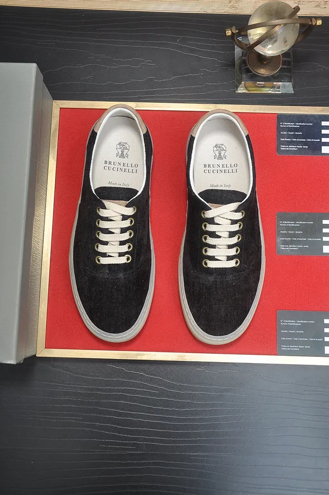 Black Beige Low-Top Canvas-Textured Upper Sneakers 2