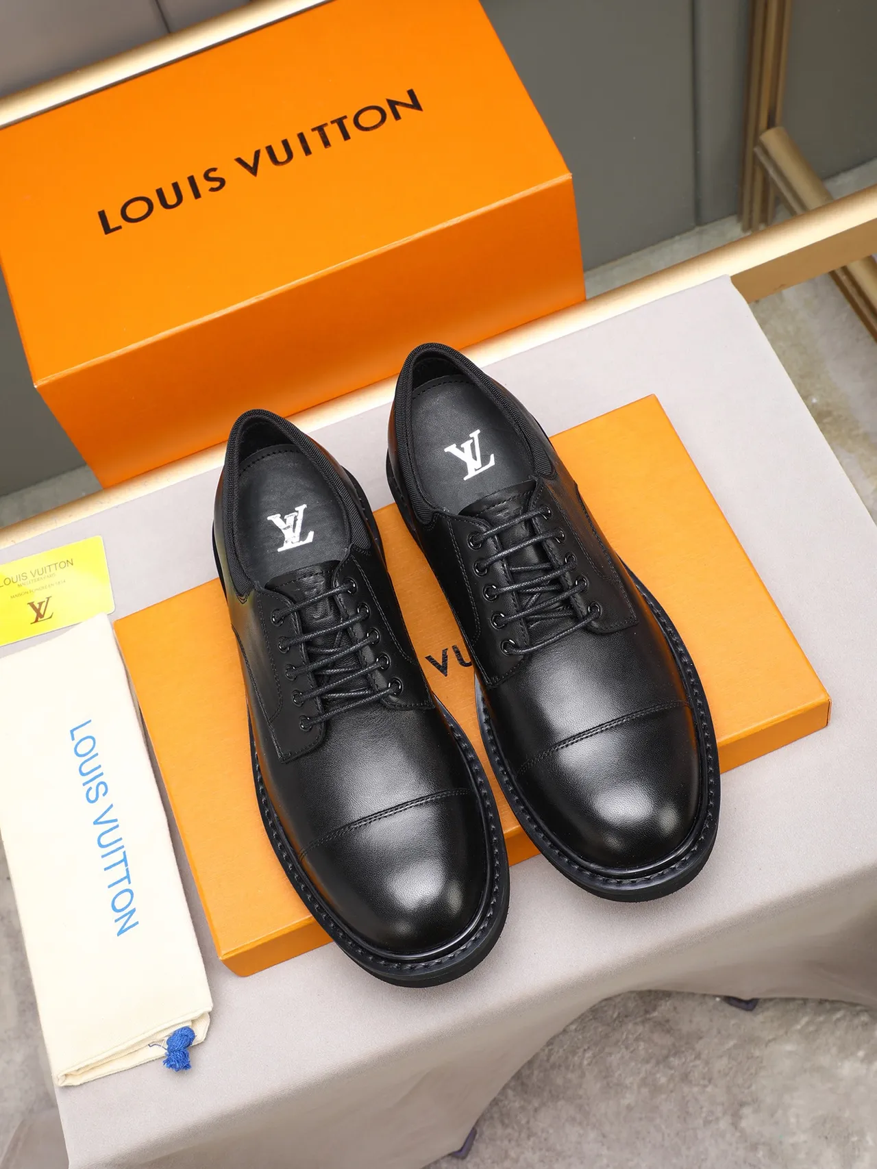 Black Cap-Toe Leather Oxford Shoe 2