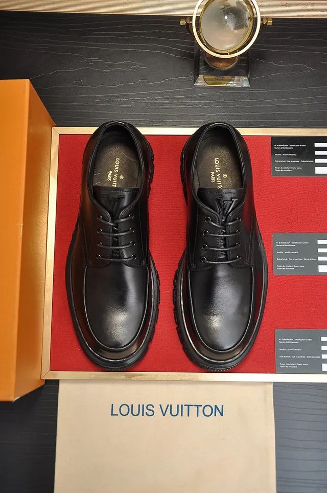 Black Leather Cap-Toe Oxford Shoes 2
