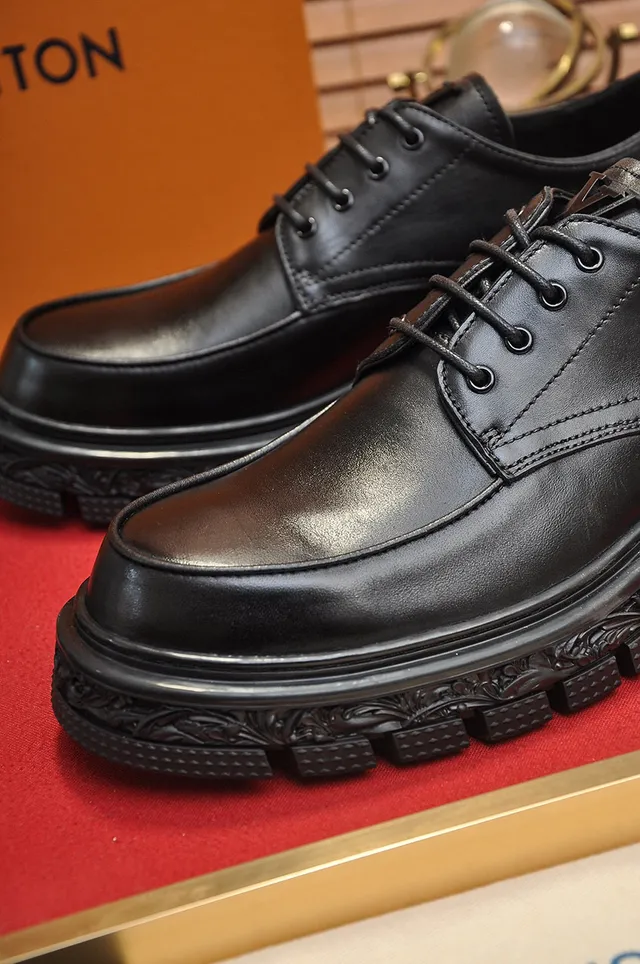 Black Leather Cap-Toe Oxford Shoes 4