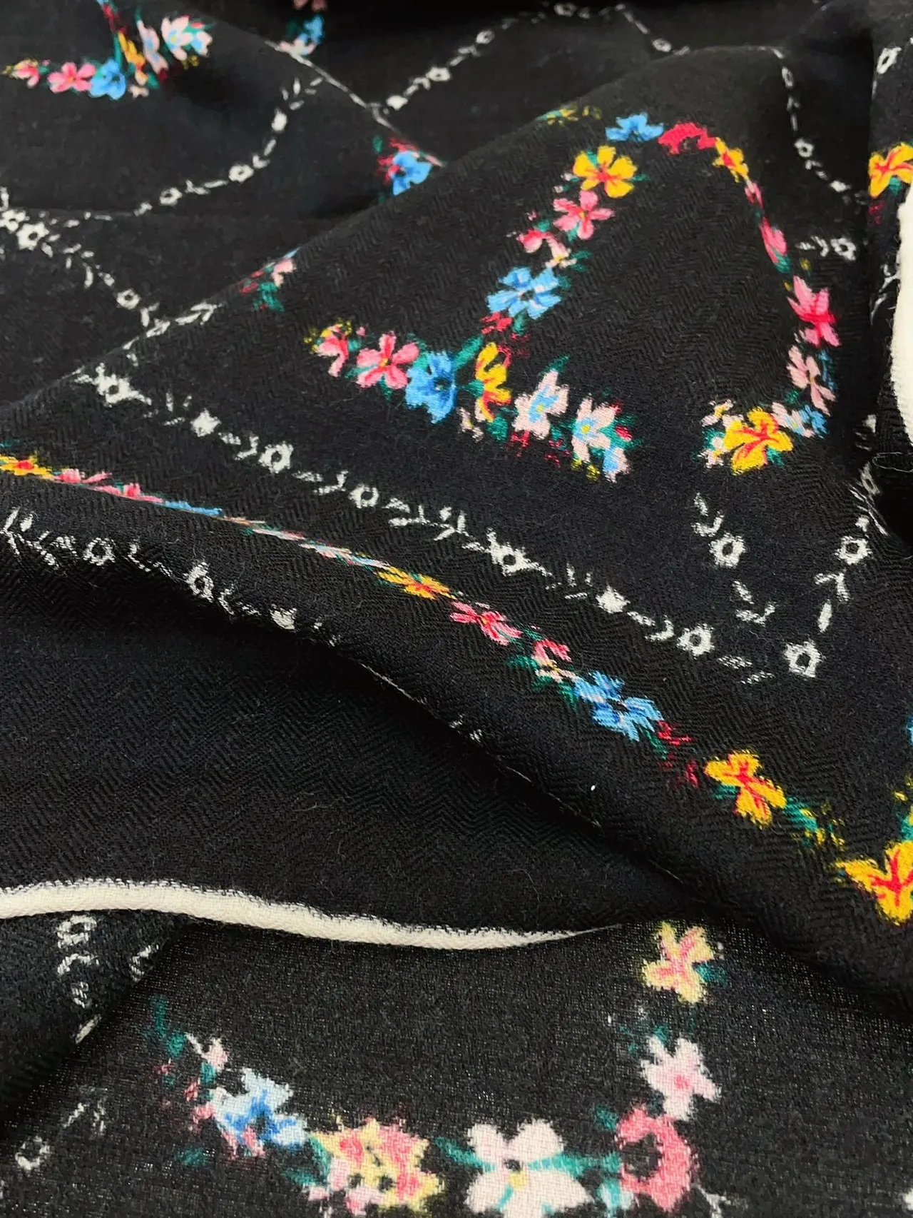 Black Multicolor Floral-Printed Border-Trimmed Scarve 1