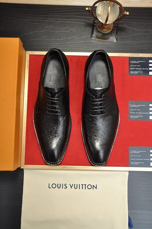 Black Ostrich-Embossed Cap Toe Oxford Shoes 9