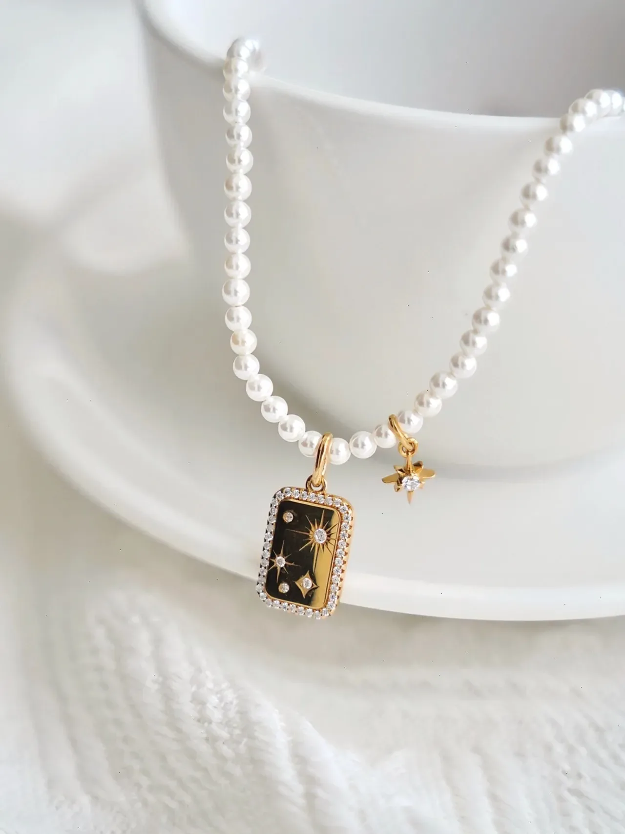 Black White Pearl Strand Rectangular Enamel Pendant Necklace 5