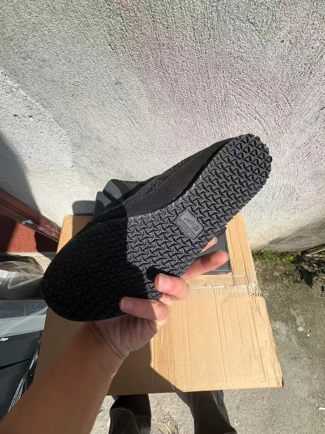 Black Woven Textile Slip-On Slippers 6