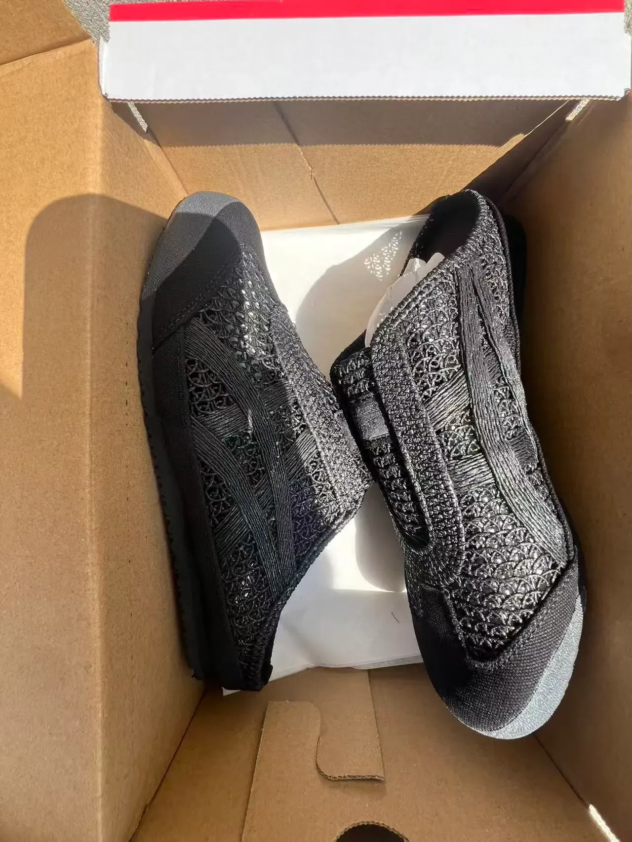 Black Woven Textile Slip-On Slippers 9