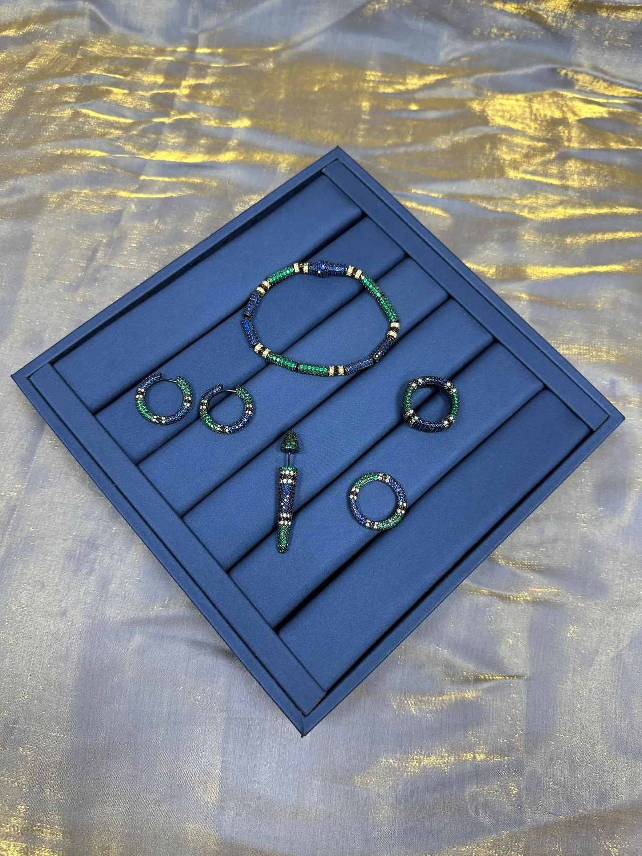 Blue Green Beaded Segmented Bracelet 8
