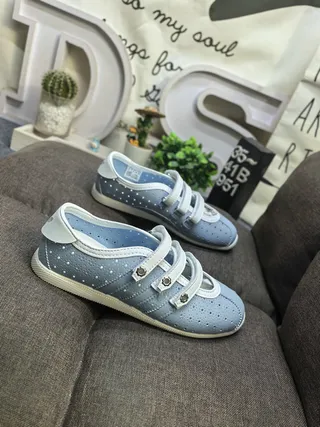 Blue White Perforated Light Upper Polka Dot Pattern Mary Jane Shoes 9