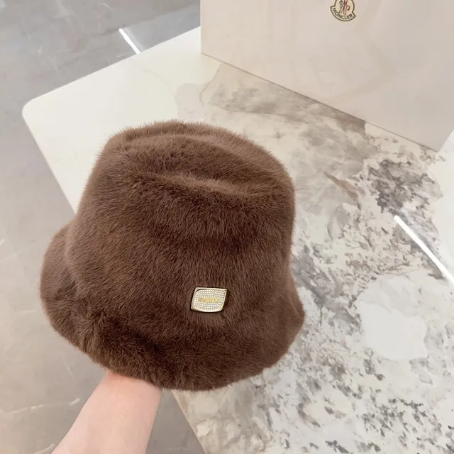 Chapeau bucket marron doré plush faux fur plaque 5