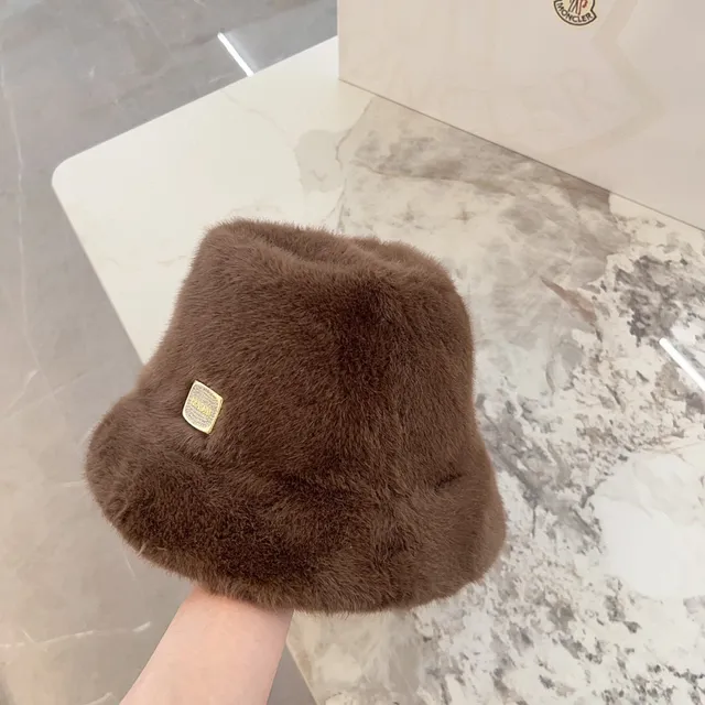 Chapeau bucket marron doré plush faux fur plaque 8