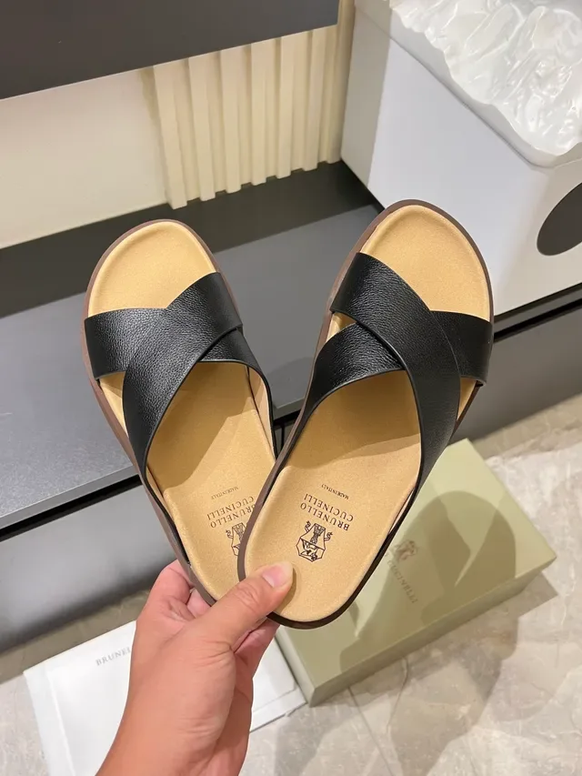 Crisscross Strap Flat Slide Casual Sandals 3